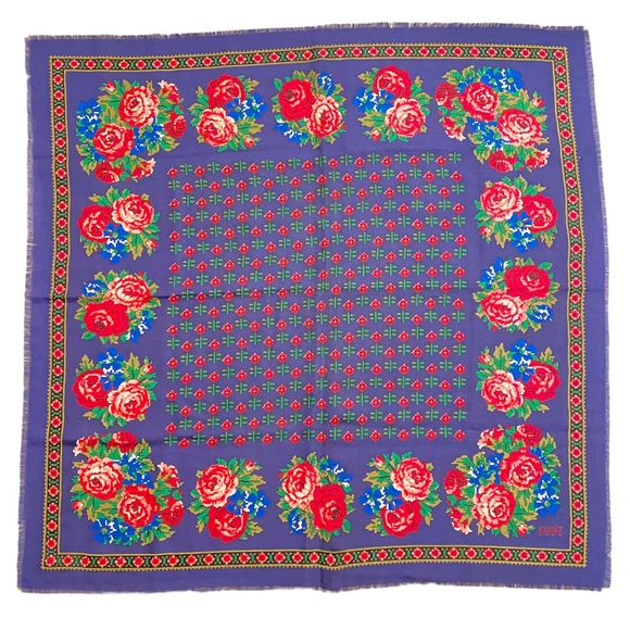 Vintage *Club 7 Echo* Scarf/Shawl/Wrap 100% Wool Made in Japan - Picture 2 of 9